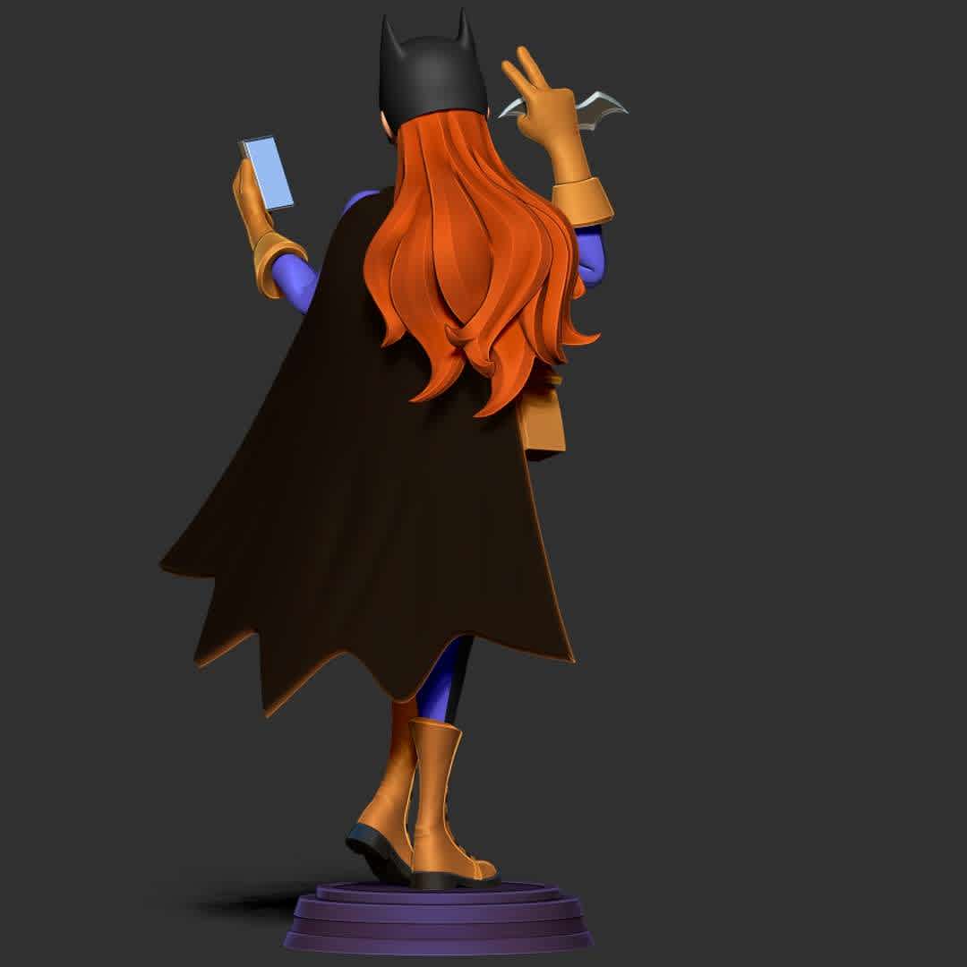 Selfie Batgirl  - Batgirl also likes to look good on social media.

Information: this model has a height of 30cm.

When you purchase this model, you will own:

STL, OBJ file with 07 separated files (with key to connect together) is ready for 3D printing.

Zbrush original files (ZTL) for you to customize as you like.

This is version 1.0 of this model.

Hope you like her. Please vote positively for me if it is useful to you. Thanks so much!!!! - The best files for 3D printing in the world. Stl models divided into parts to facilitate 3D printing. All kinds of characters, decoration, cosplay, prosthetics, pieces. Quality in 3D printing. Affordable 3D models. Low cost. Collective purchases of 3D files.