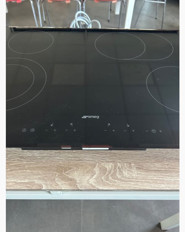 Table de cuisson Plaque vitro-céramique Smeg SE384EMTB 3