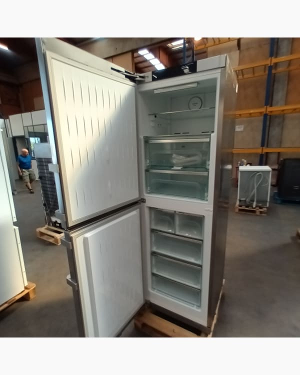 Réfrigérateur Réfrigérateur combiné Liebherr SBNES4285 6