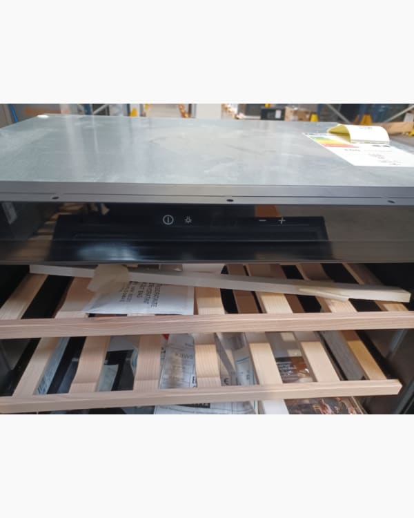 Réfrigérateur Petit réfrigérateur Electrolux KBW5T 3