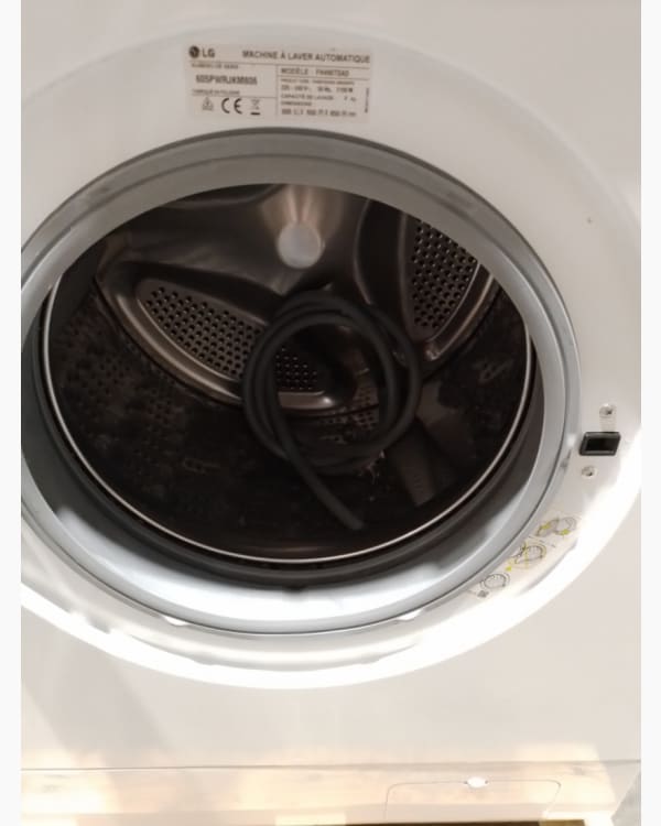 Lave-linge Ouverture frontale LG FH496TDAD 9