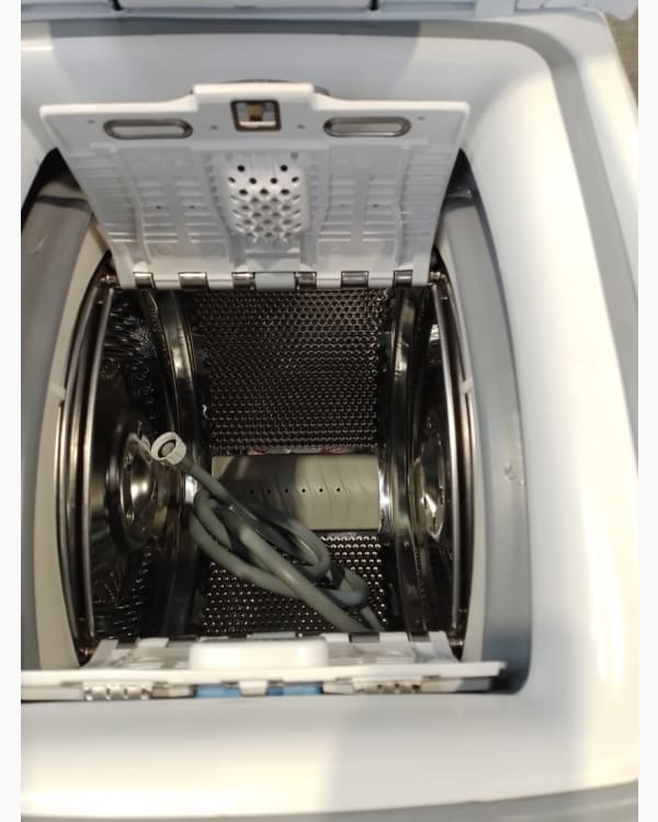 Lave-linge Ouverture par le haut Candy .CSTG27LE/1-47 8