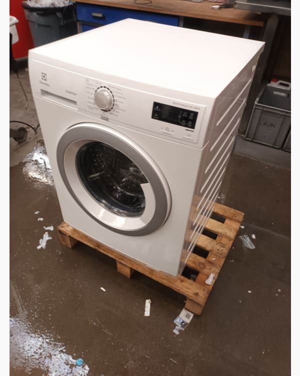 Lave-linge Ouverture frontale Electrolux EWF1486GZW 3