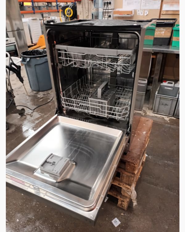 Lave-vaisselle LG DF222FP 12