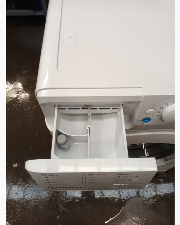 Lave-linge Ouverture frontale Indesit BWEW81284XWFRN 11