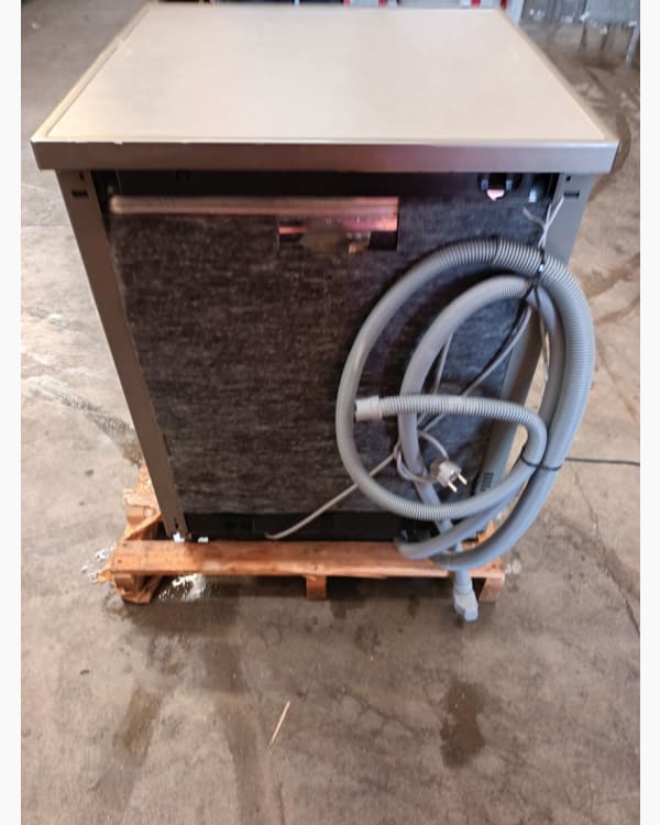 Lave-vaisselle LG DF243FVS 6