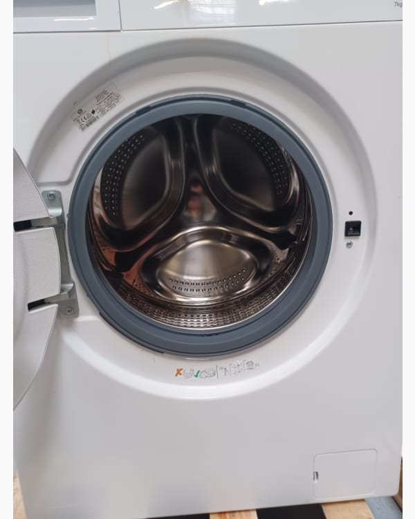 Lave-linge Ouverture frontale Essentiel B ELF714B1MI 3