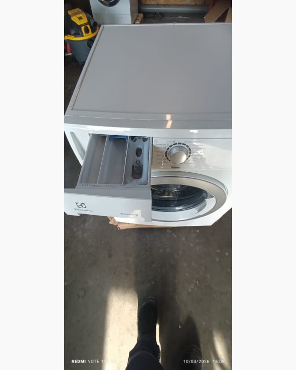 Lave-linge Ouverture frontale Electrolux EWF1486GZW 7