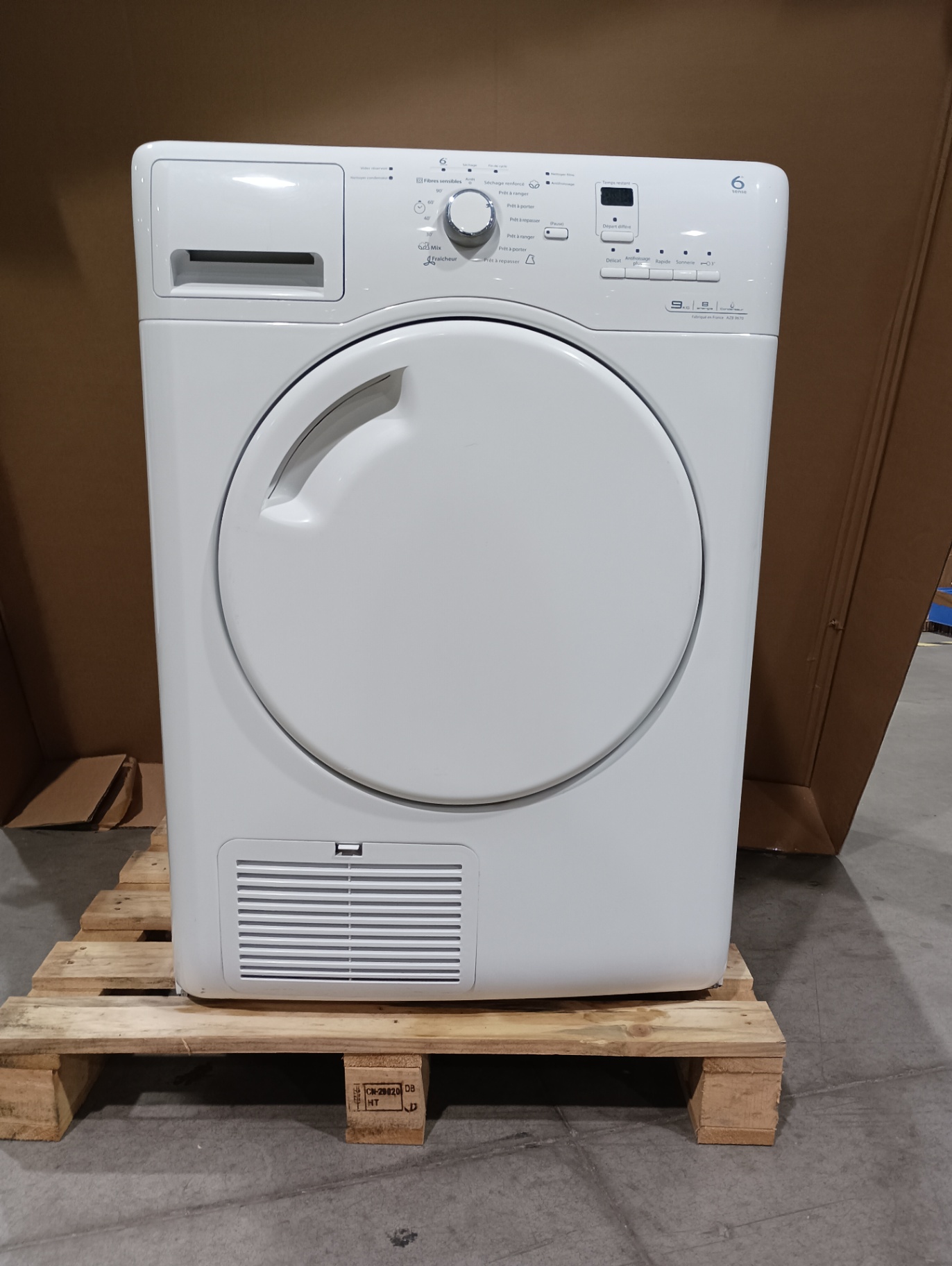 Sèche linge 9kg à condensation WHIRLPOOL AZB9670 