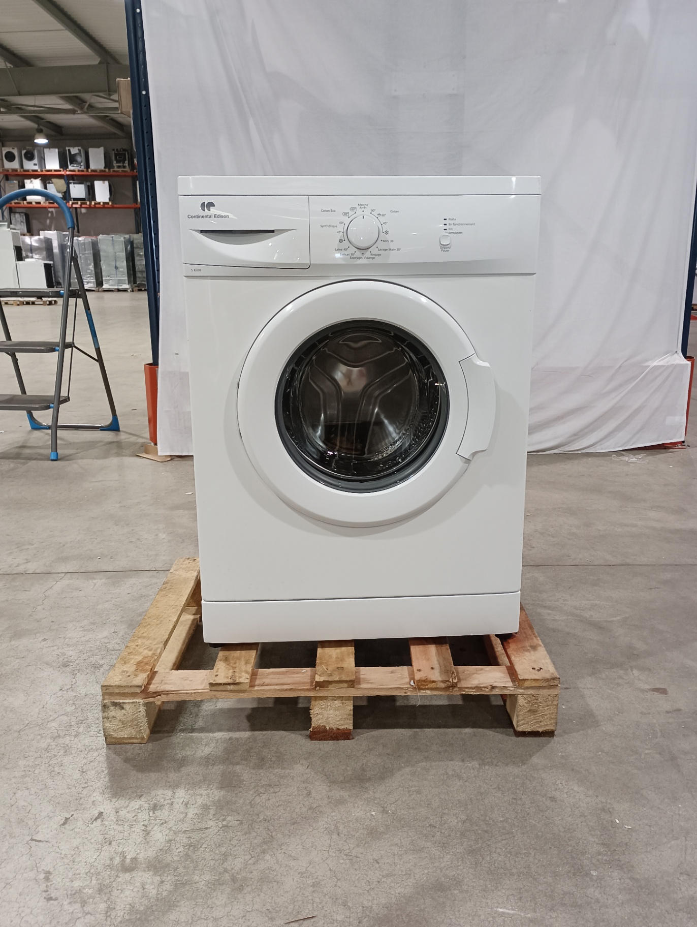 Lave-linge frontal CONTINENTAL EDISON CELL560AP - 5 kg - 600 tours