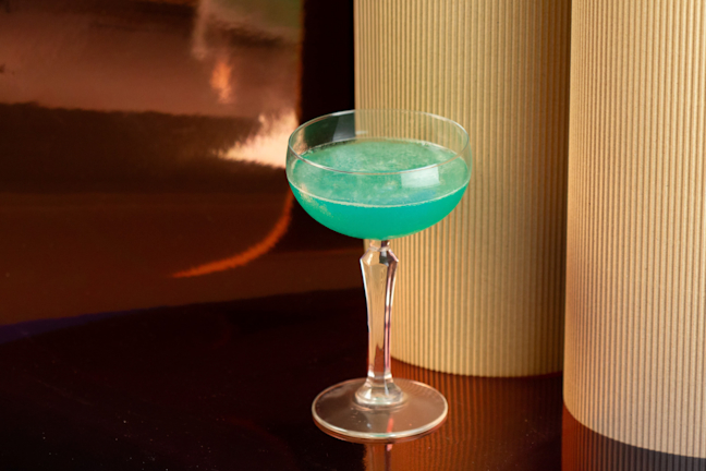 Blue Hawaii (John deBary)
