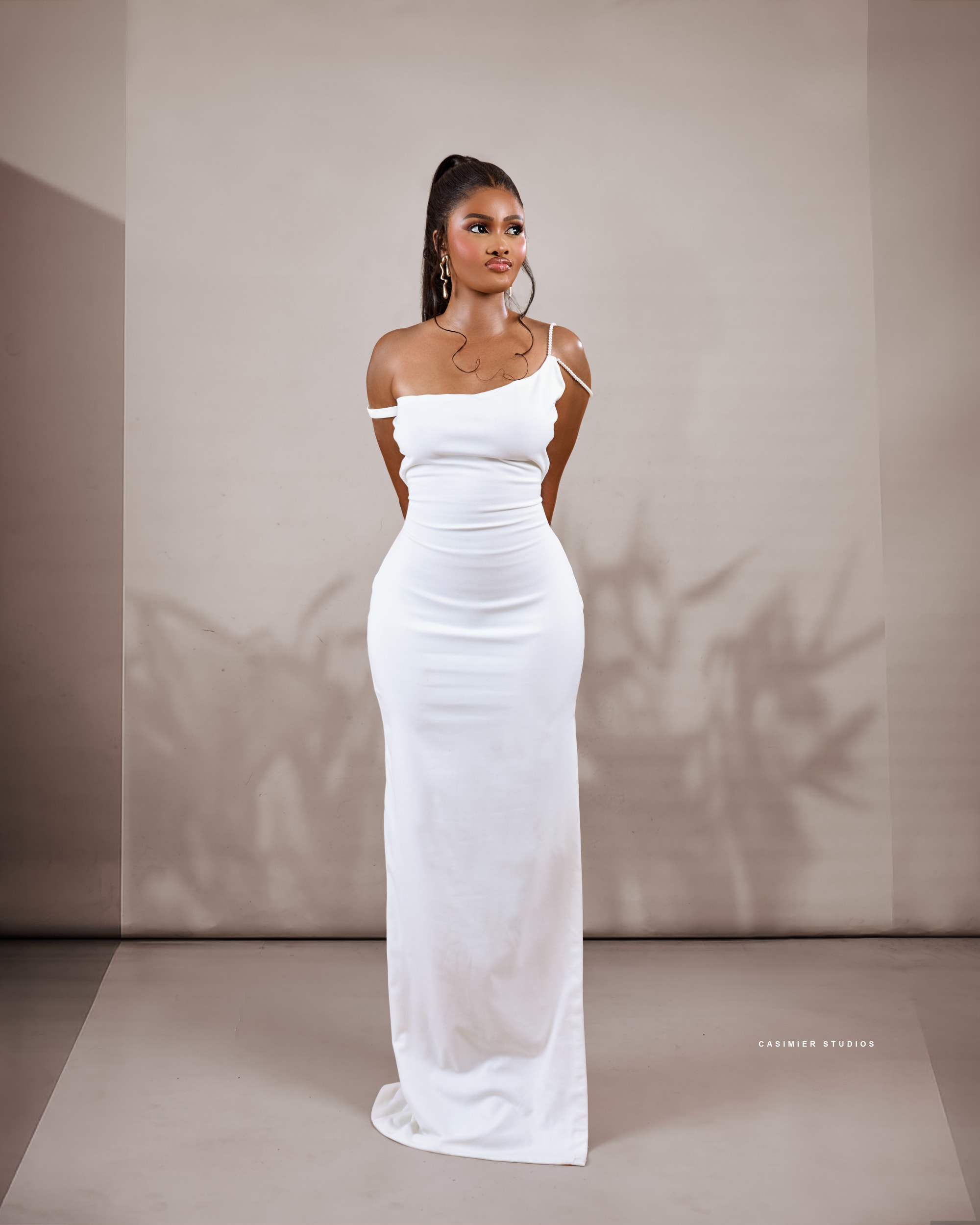 Statuesque — frame C82A_0311