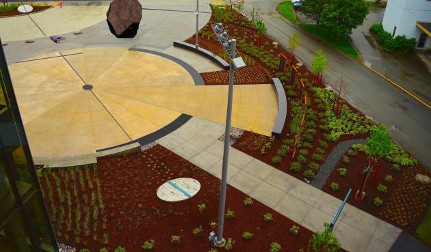 Pivot Plaza