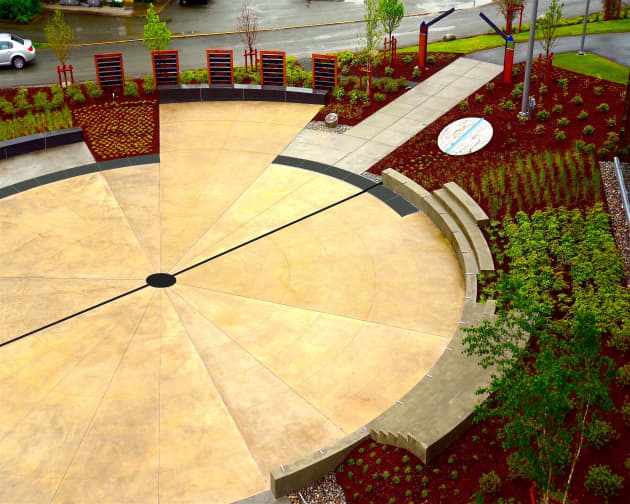 Pivot Plaza
