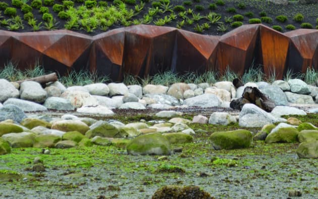 Metamorphous – A Corten Steel Seawall Sculpture and Foreshore Development
