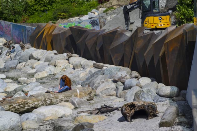 Metamorphous – A Corten Steel Seawall Sculpture and Foreshore Development