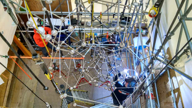 Antony Gormley Sculpture Fabrication & Installation