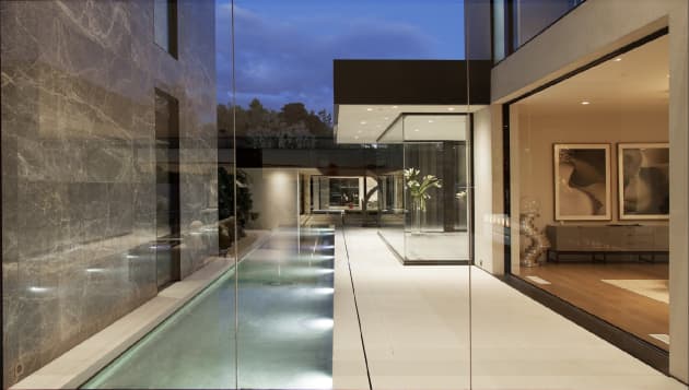 Oriole Residence