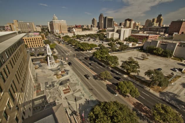 Unity Plaza
