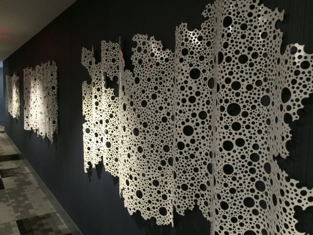 21 White Waves