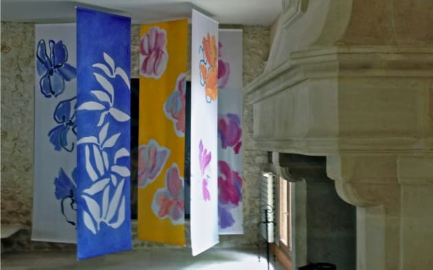BOTH SIDES GARDEN