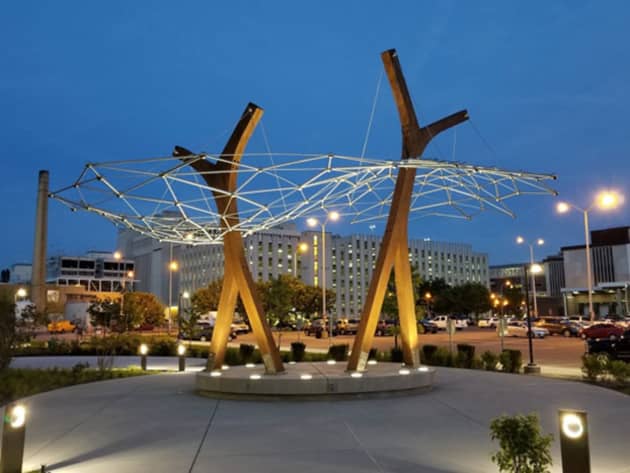 Regenstrief Institute Courtyard Sculpture