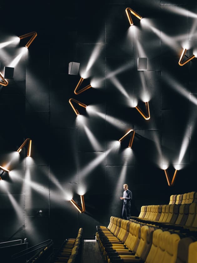SHANGHAI OMNIJOI INTERNATIONAL CINEMA