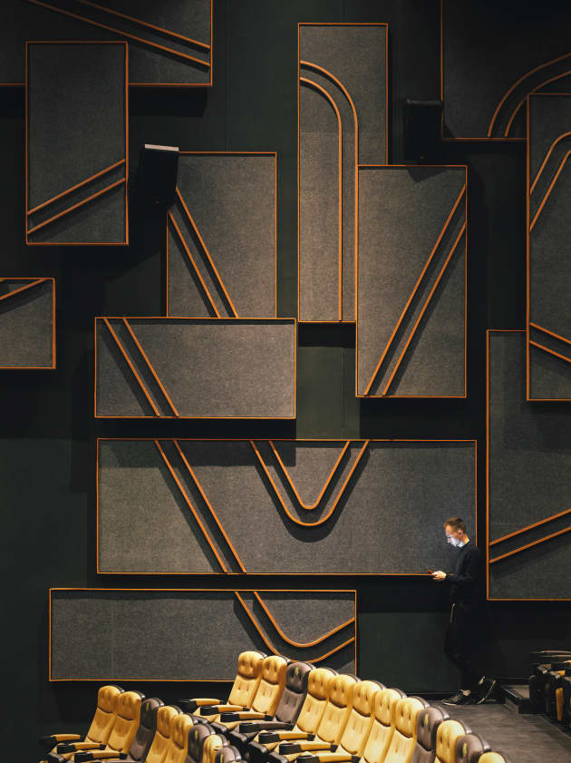 SHANGHAI OMNIJOI INTERNATIONAL CINEMA
