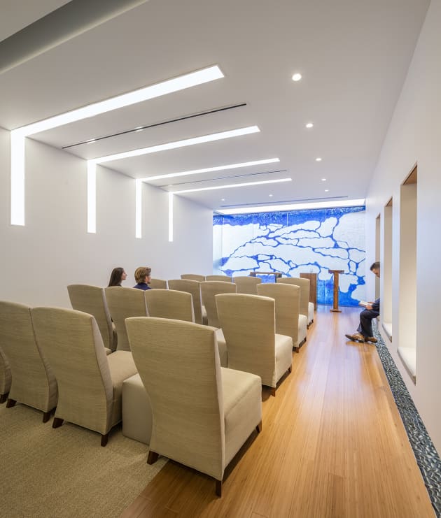 Stamford Hospital, Carey Interfaith Chapel, Art Glass Wall