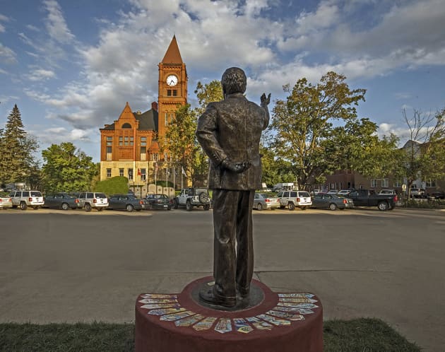 Lee Gobble Commemorative