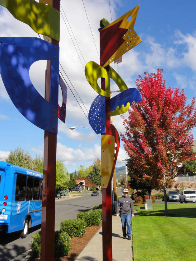 Conversation, Grants Pass Bus Stop