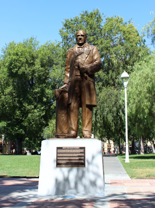 Don Salvio Pacheco Monument
