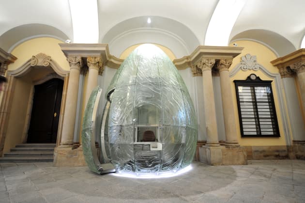 Glass Art EGG – Concierge Desk – University of Wrocław