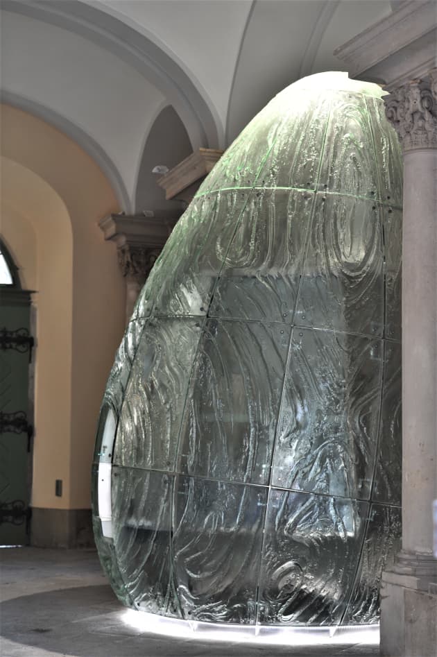 Glass Art EGG – Concierge Desk – University of Wrocław