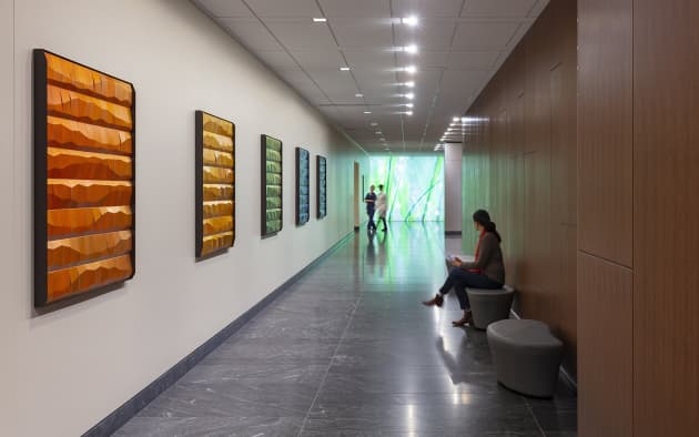 Facet Corridor