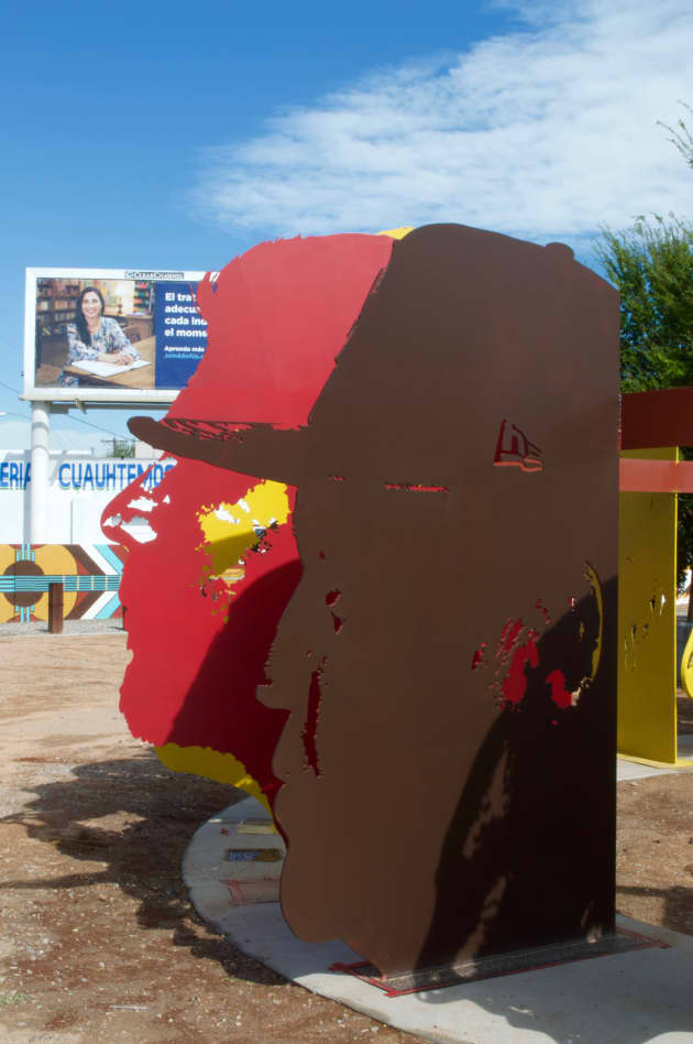 vecinos: south valley gateway sculpture
