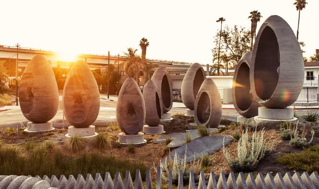 Riverside Roundabout: Faces of Elysian