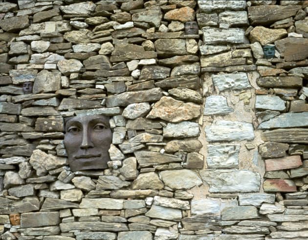 Echoing Walls