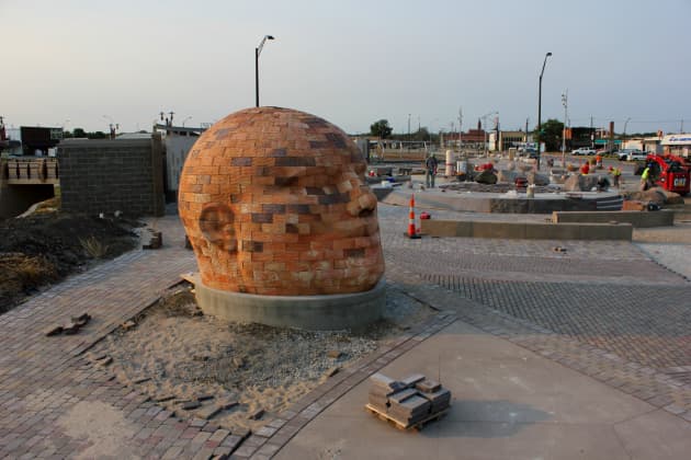Groundwater Colossus