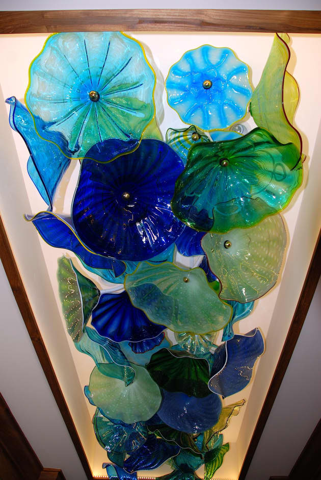 Pele Chandelier