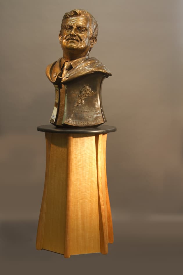 Rafik Hariri Bust