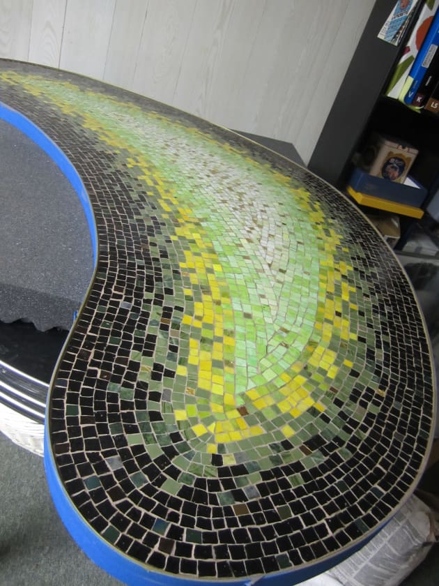 Boomerang Table