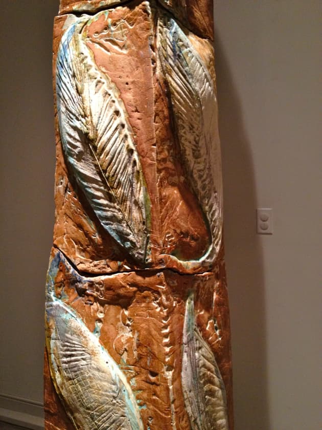 Laurel Column