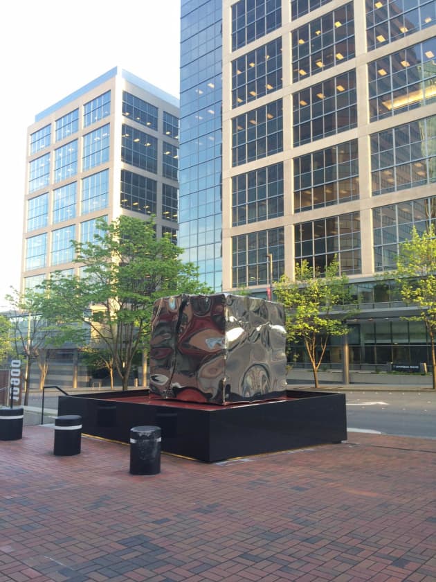 Kilroy on Ice (The Cube)