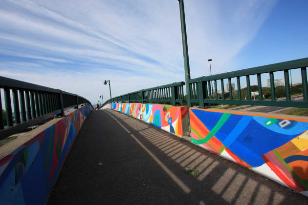 Toronto – Roncesvalles Pedestrian Bridge