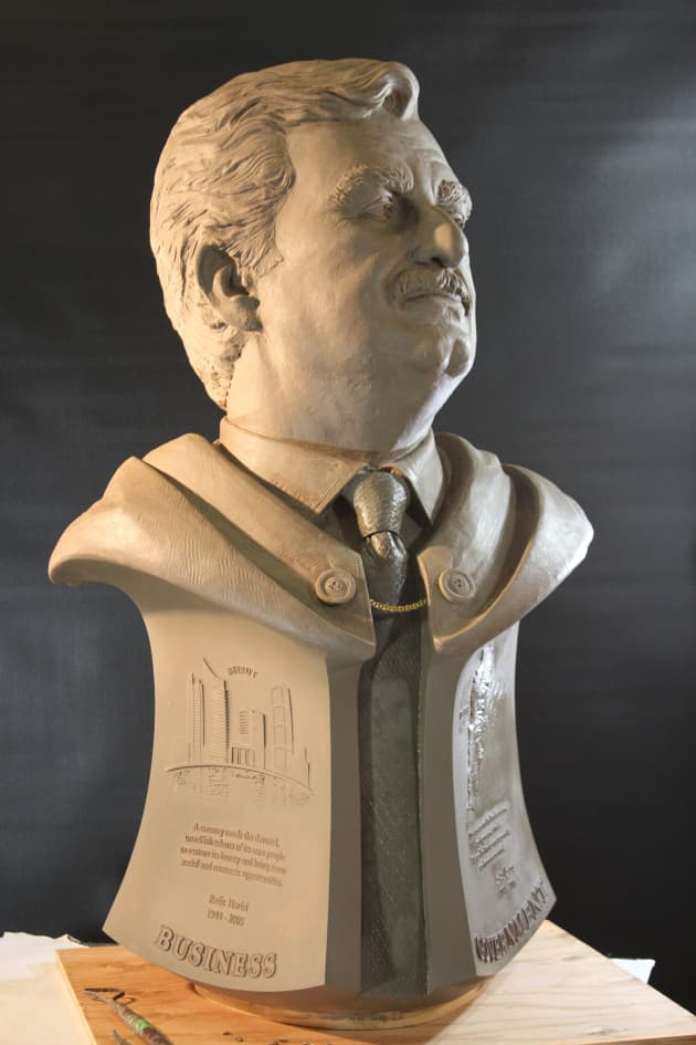 Rafik Hariri Bust