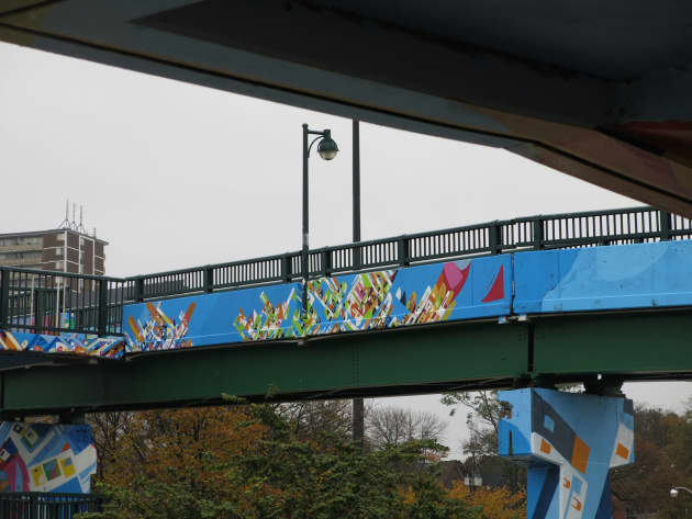Toronto – Roncesvalles Pedestrian Bridge