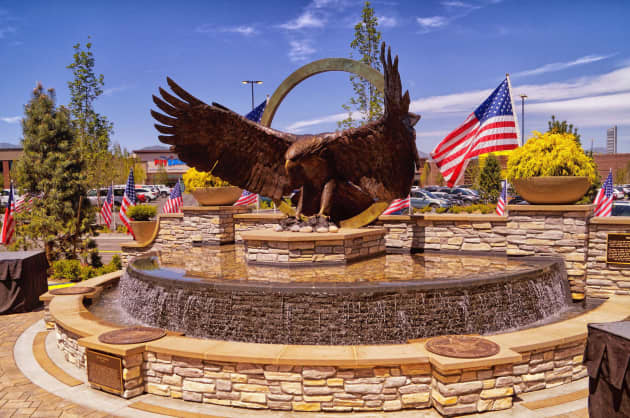 Majestic – 13-foot eagle for Mountain View Village