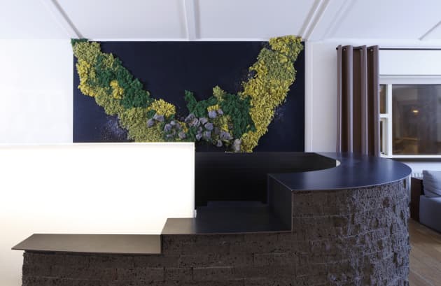 Ion Hotel – Murals