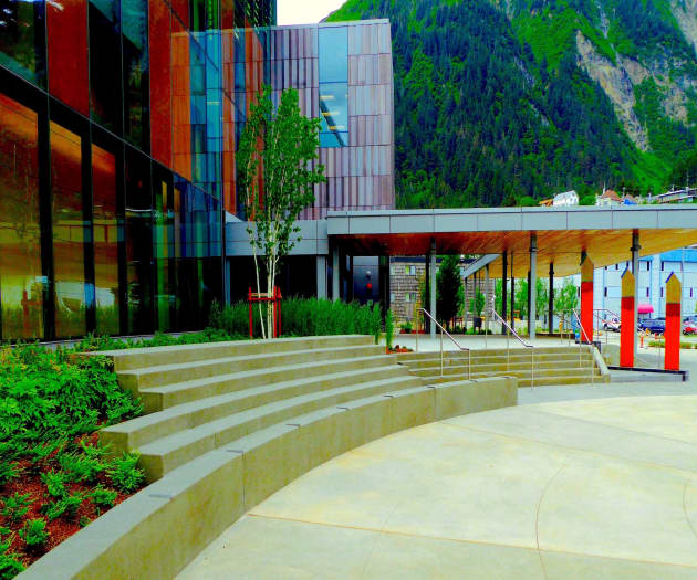 Pivot Plaza